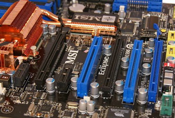 MSI x58 eclipse in detail